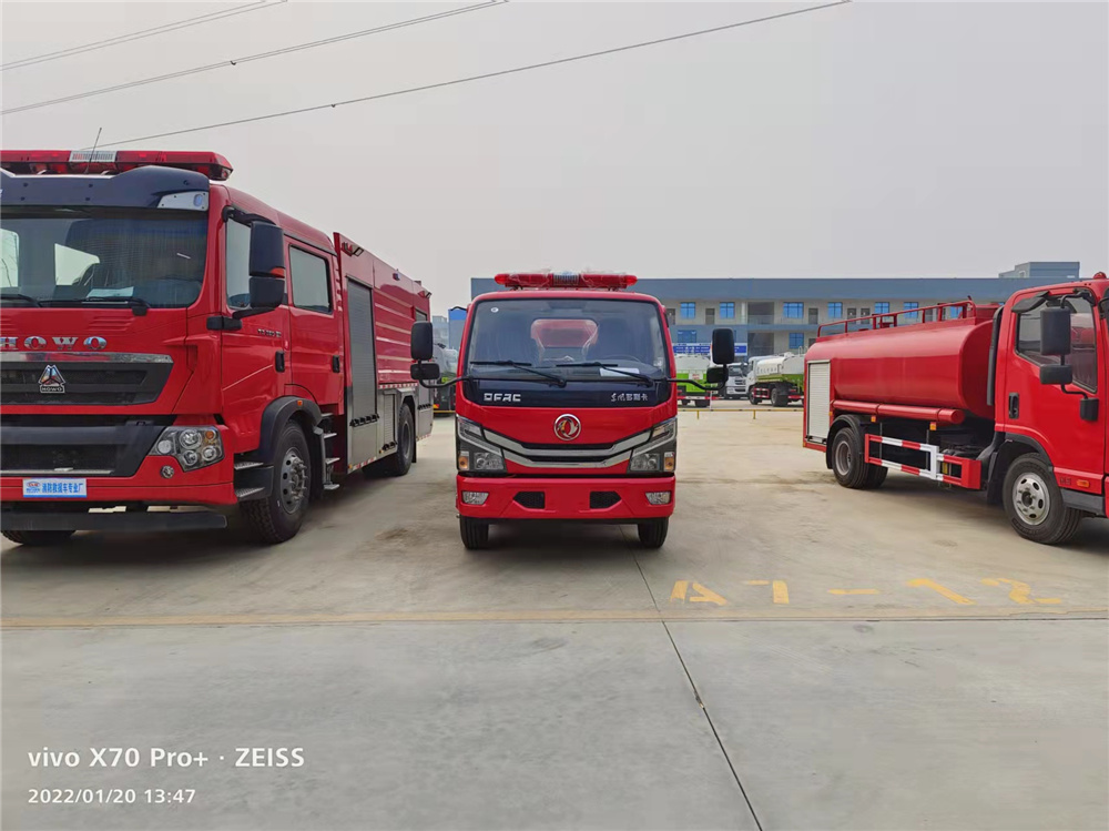 东风福瑞卡消防洒水车5吨图片5