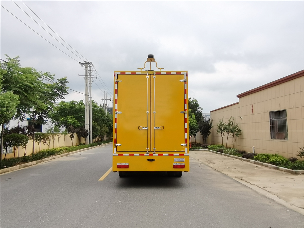 东风大福瑞卡工程救险车图片4