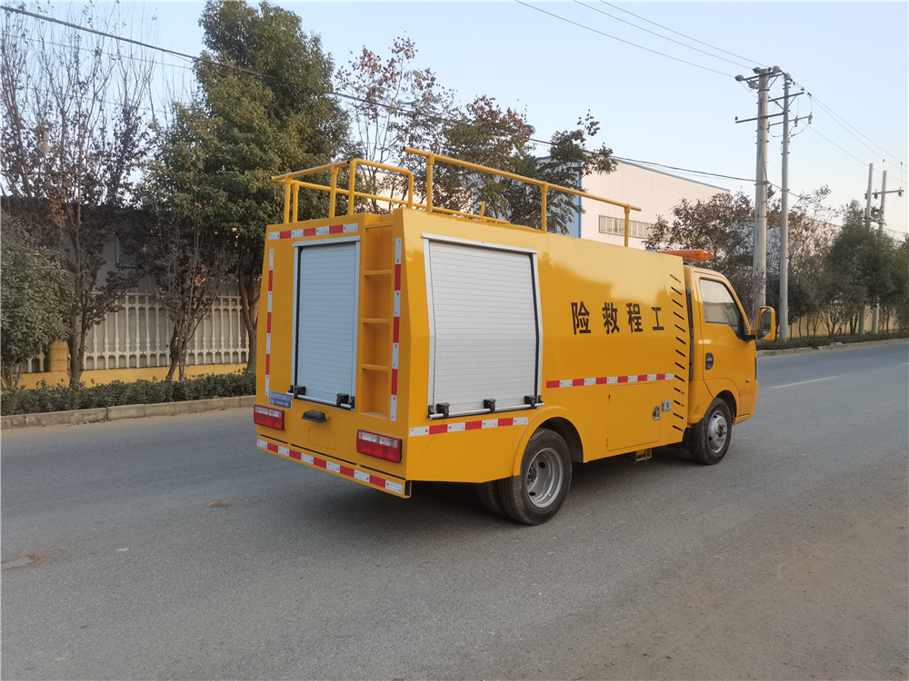 东风途逸小型工程救险车图片3