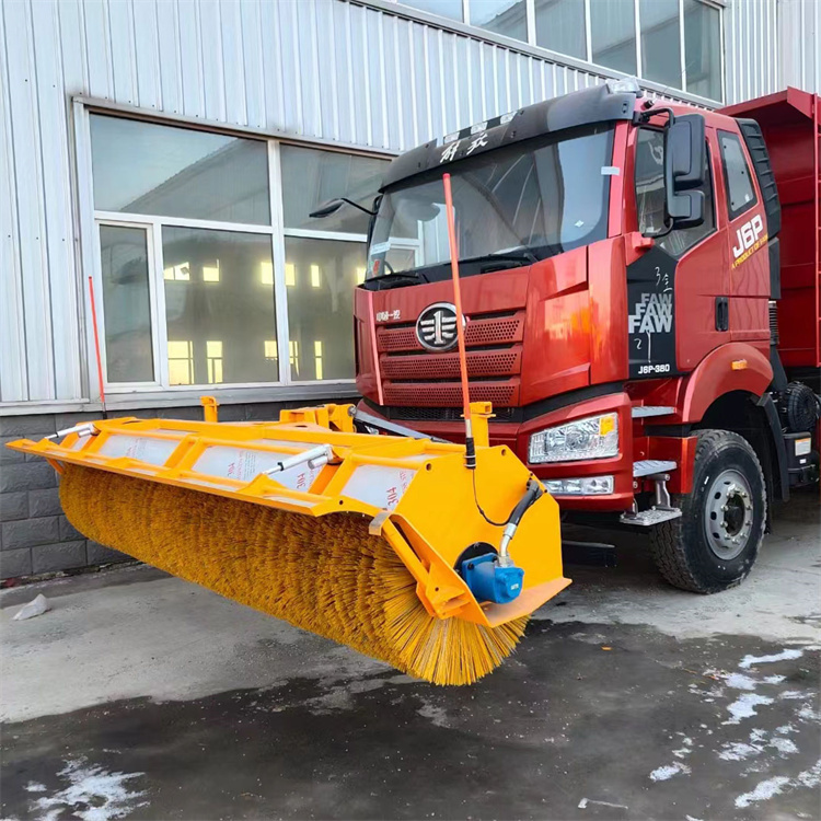 除雪设备 除雪滚 车载扫雪滚刷 冬季自带动力除雪滚图片2