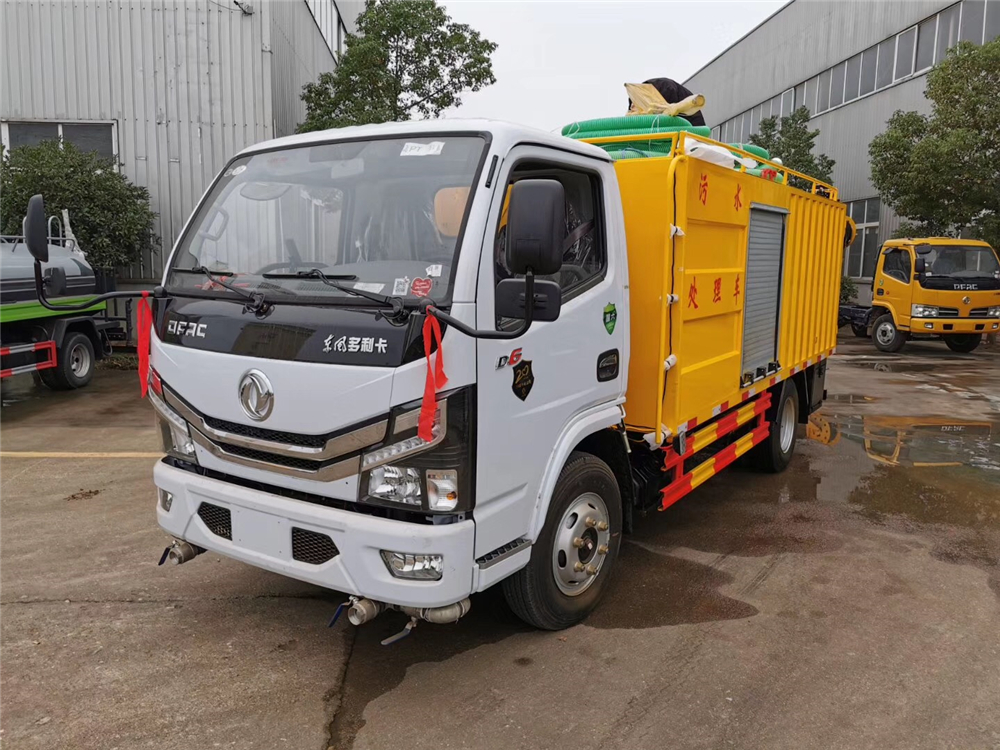 东风小多利卡污水处理车图片2