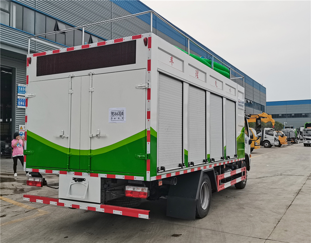 东风牌小型废水处理车图片4